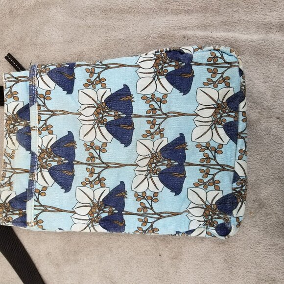 Kavu Bag Womens 11x8 Light Blue Floral Cotton Canvas Crossbody *Read* - Picture 10 of 15